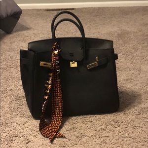 Black leather purse